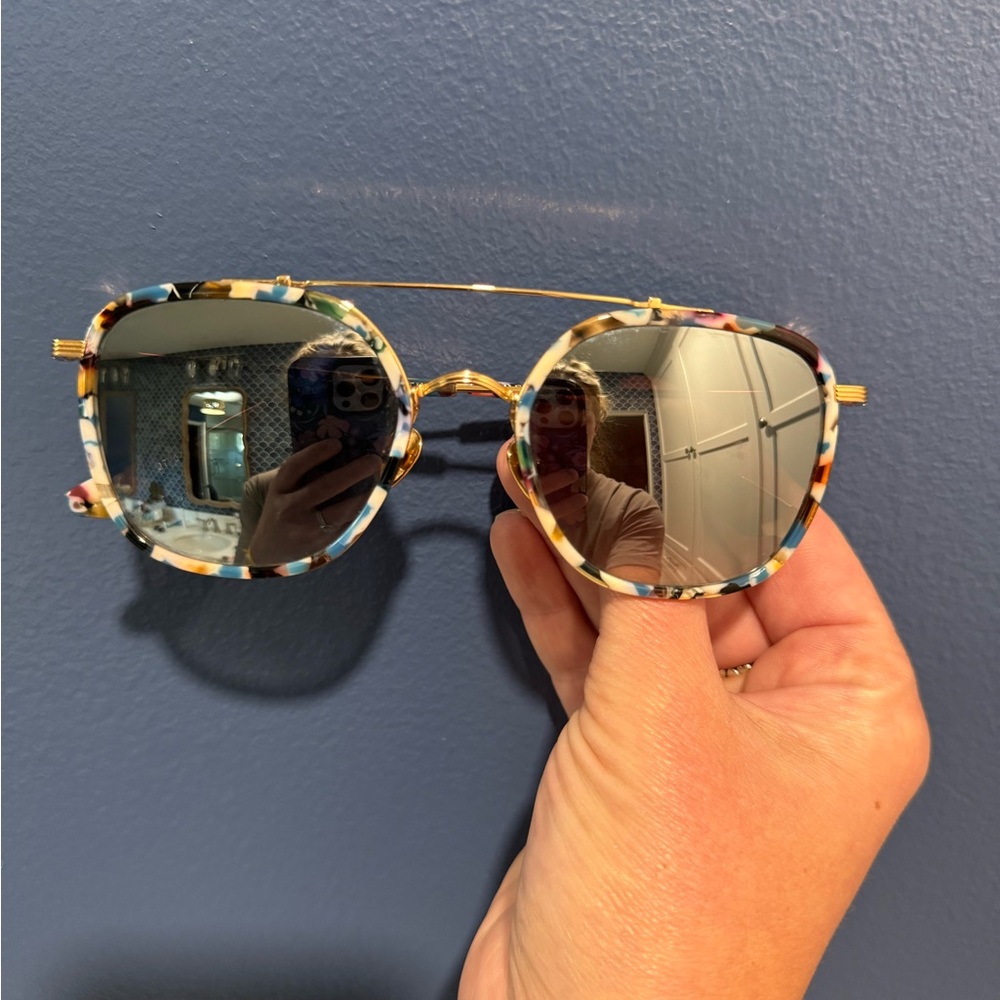 Krewe Sunglasses - Austin 18k Titanium + Santorini Print, Mirrored